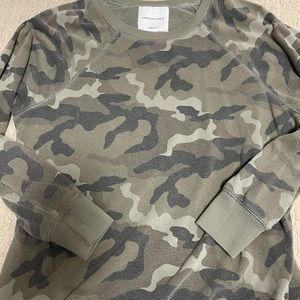 American eagle camo crewneck